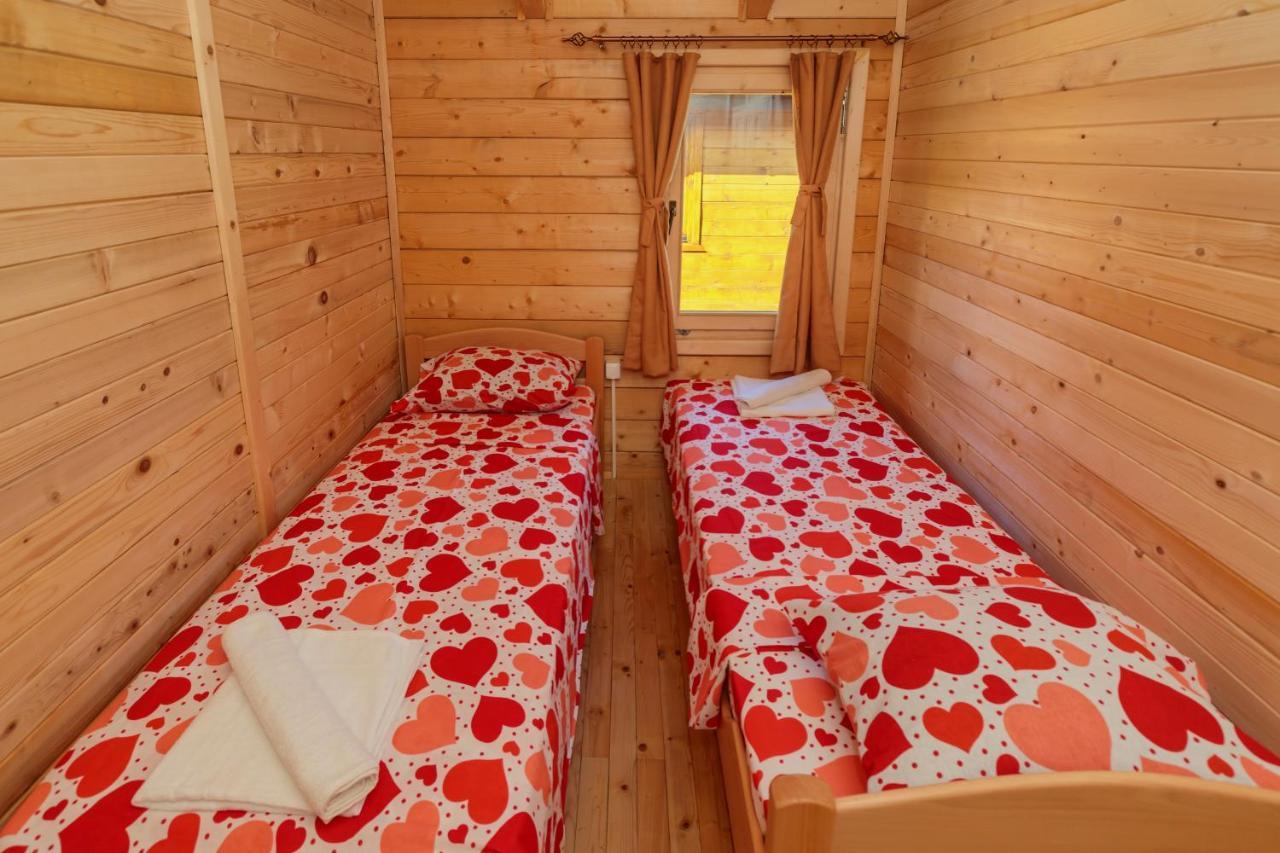 Orahovo Cottages Virpazar Eksteriør billede