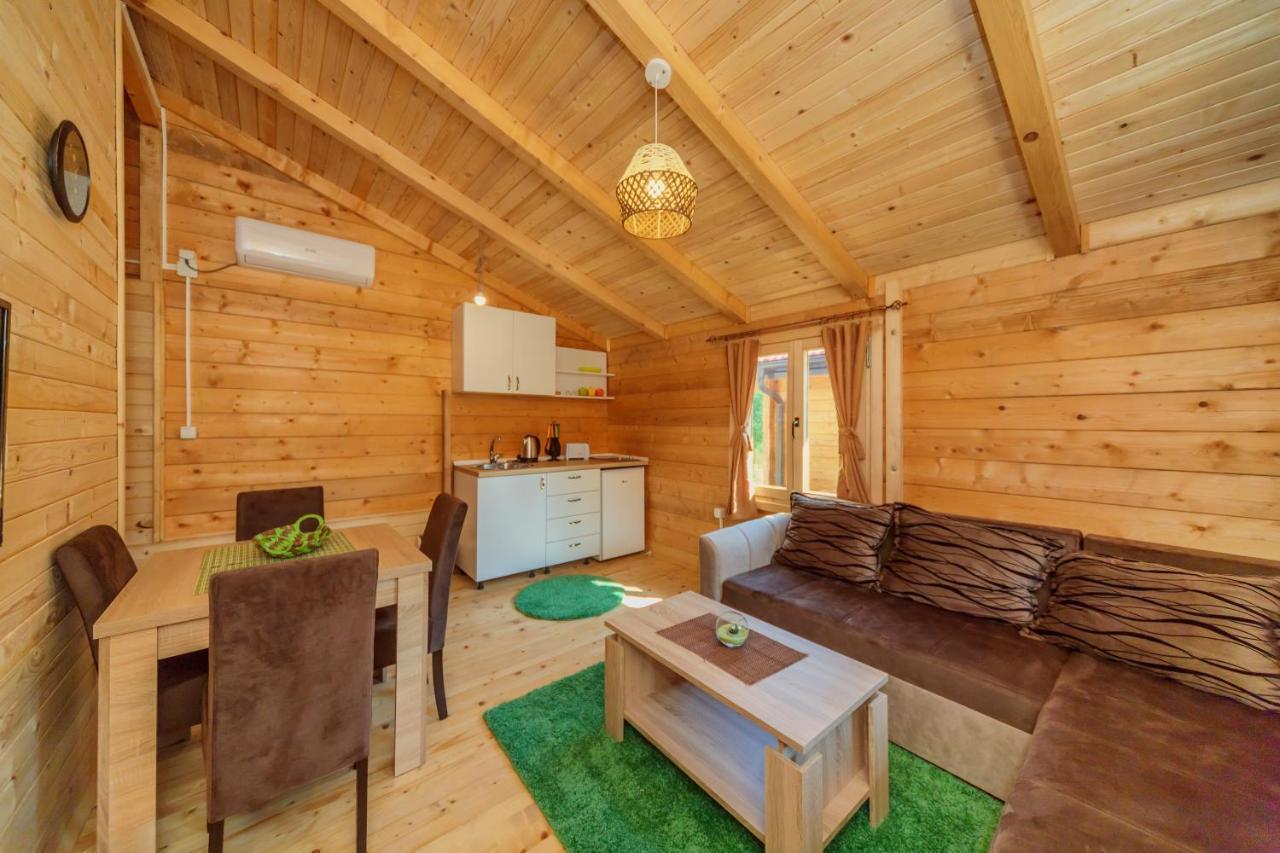 Orahovo Cottages Virpazar Eksteriør billede